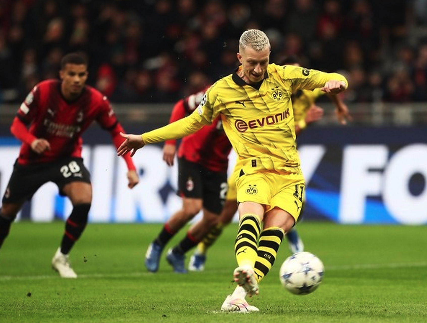 真人体育官网-欧联倒计时，多特蒙德国际比赛日防线松动，细节引发关注，悬念犹存，高层口径保持一致