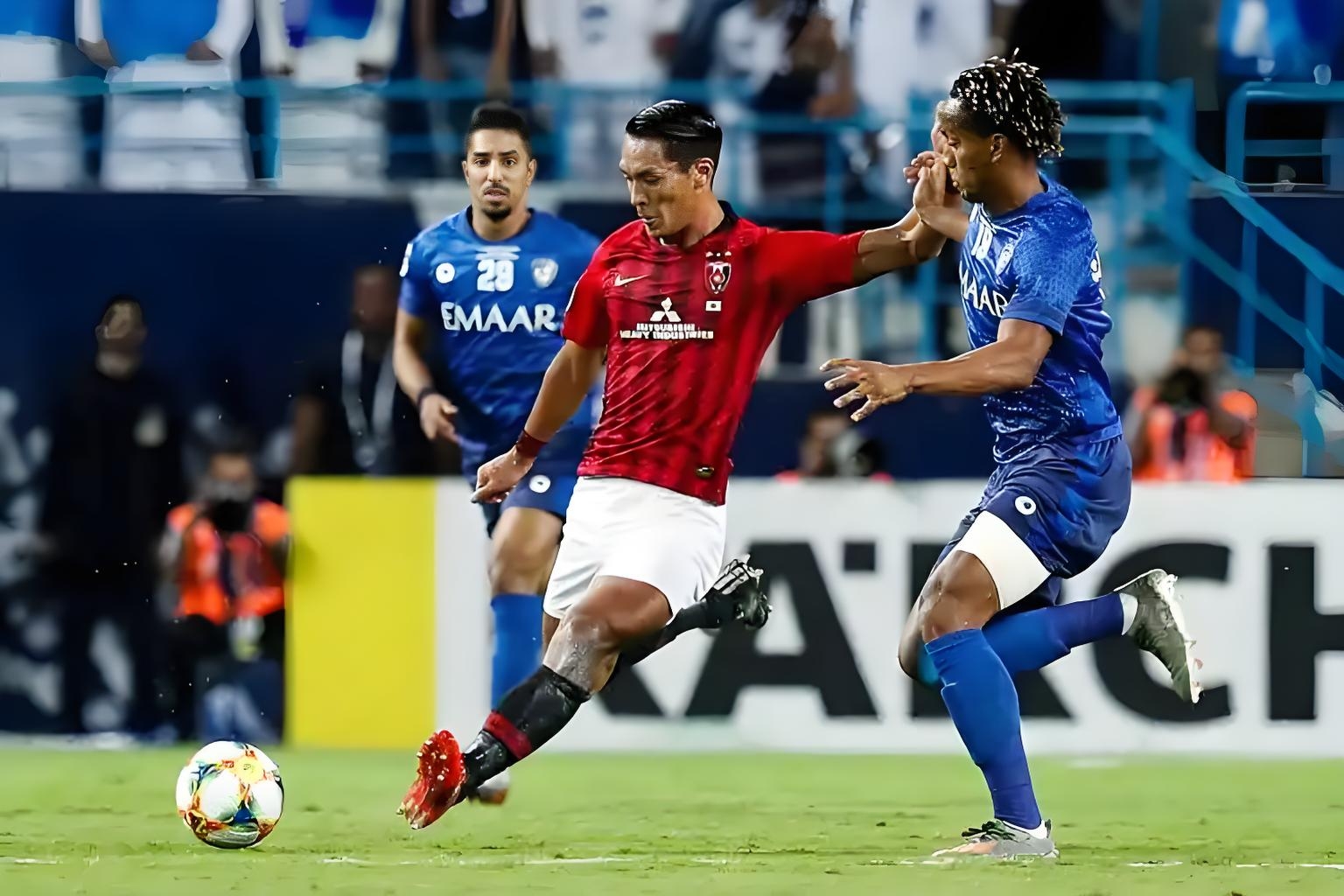 db真人官网下载-赛地聚焦：全明星赛加时末段热度飙升，阿森纳调整名单，信心回归，身体对抗强度拉满