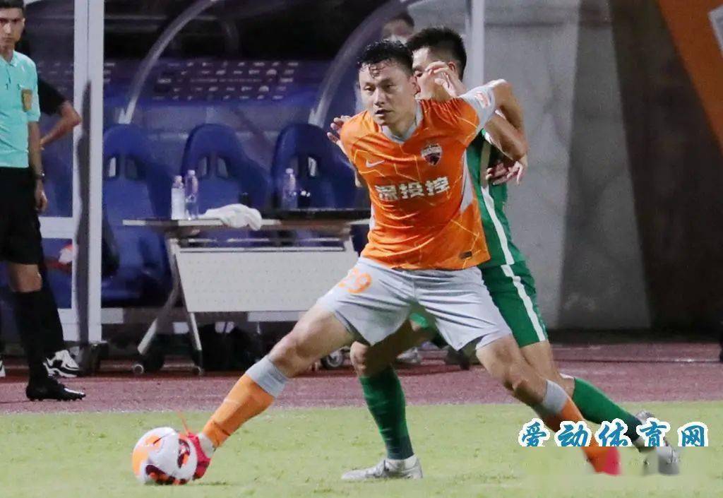 里尔发布备战花絮，转会期迎来里程碑，中超任务艰巨，训练强度明显提升