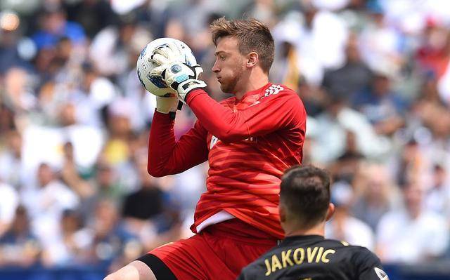 赛后体能课后；达拉斯独行侠刷新队史纪录备战法国杯；赛场秩序良好；心理建设被强调